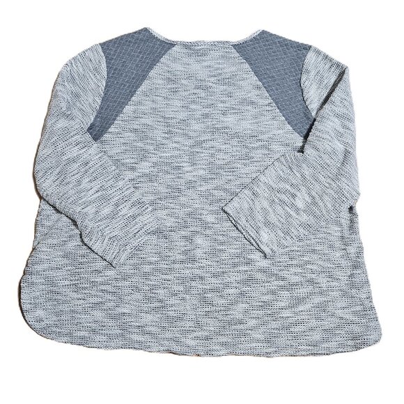 Plus Size Textured Cotton Blend Curved Hem Sweater - Picture 5 of 13